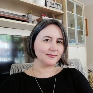 Meet your Posher, Monica